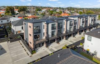 492-494 Richardson Road, Mount Roskill