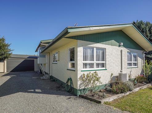 24 Kipling Crescent, Stoke