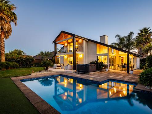 15 The Esplanade, Huntington