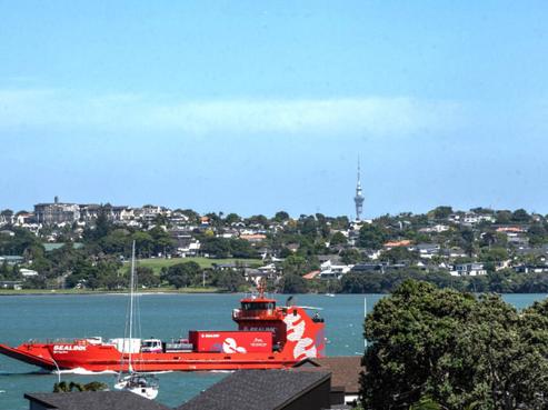 21 Devon Road, Bucklands Beach