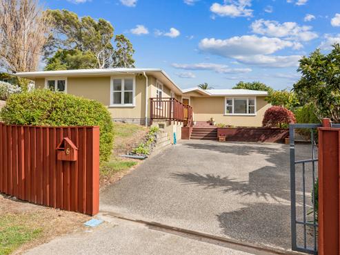6 Kokako Road, Otaihanga