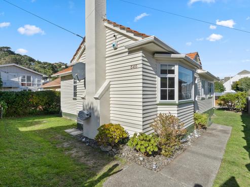 546 Broadway, Strathmore Park