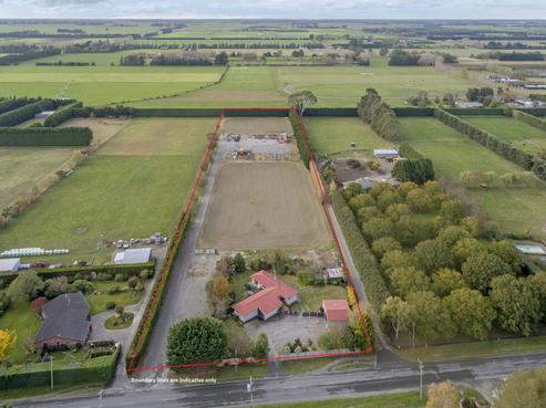 376 Racecourse Road, Allenton