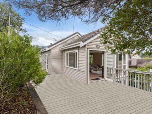 1/72 Clarence Road, Northcote Point