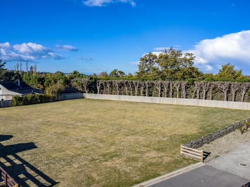 1D Riverdale Place, Amberley