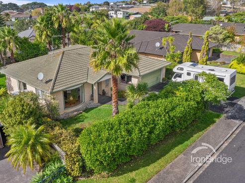 7 Jadewynn Drive, Massey