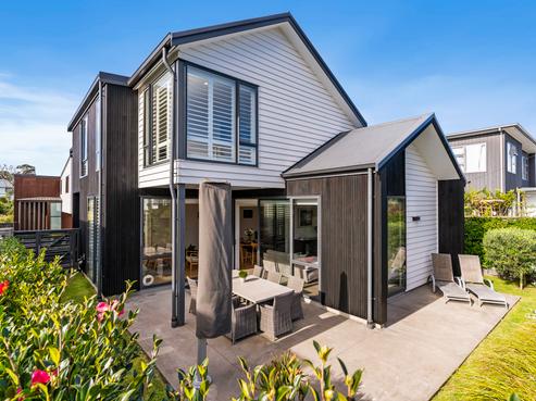 14 Fernwood Place, Waiotaiki Bay