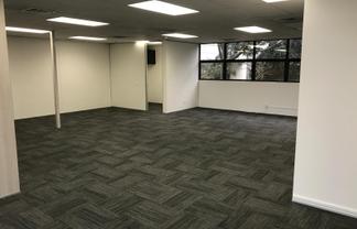  Lease a Handy Hamlins Hill Office | 190m2