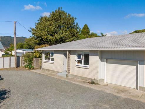 1/8 Derwent Lee Grove, Epuni