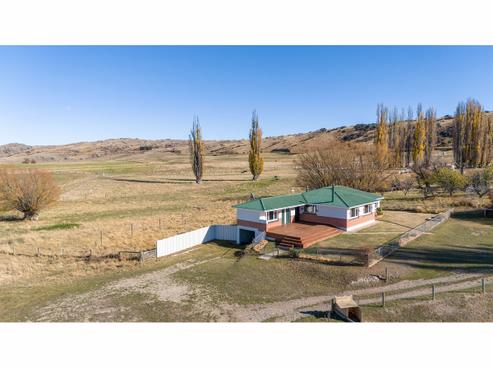 1286 Auripo Road, Oturehua