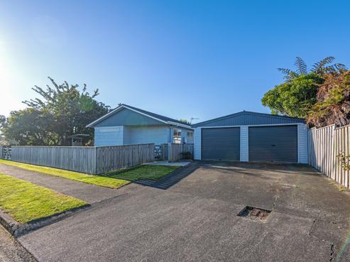12 Walker Crescent, Bulls