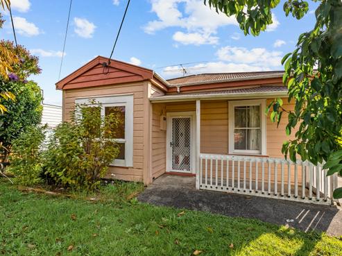 84 George Street, Hikurangi