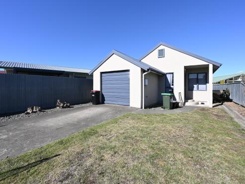 7A Ted Harpur Place, Onekawa