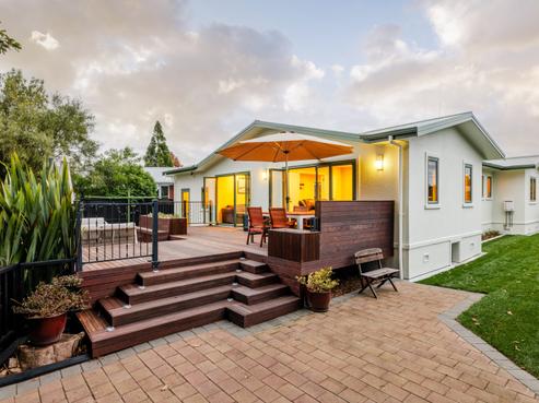 16 Cranwell Place, Hillcrest