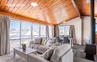 89B Ranolf Street, Victoria