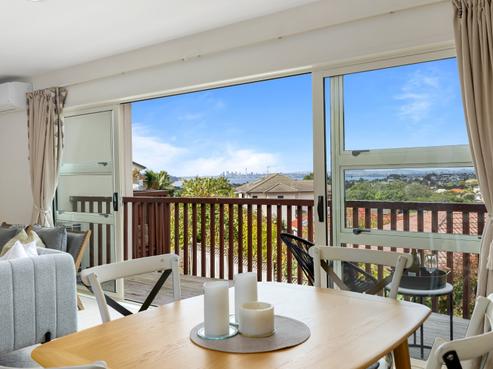 145F Hobsonville Road, West Harbour
