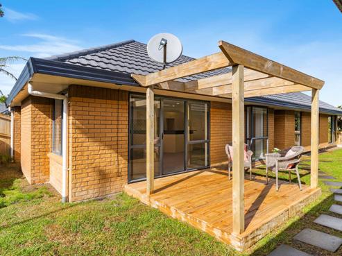 4/12 Northcross Drive, Oteha