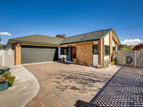 35 Beaufort Place, Taradale