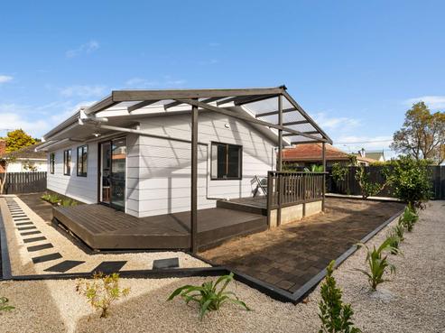 2/143 May Road, Mount Roskill