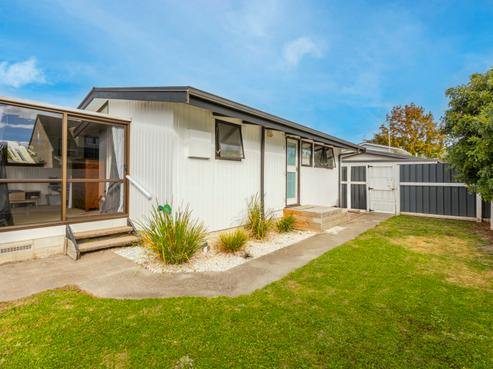 2/197 Gloucester Street, Taradale