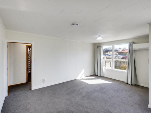 2/401 Lyndon Road East, Hastings