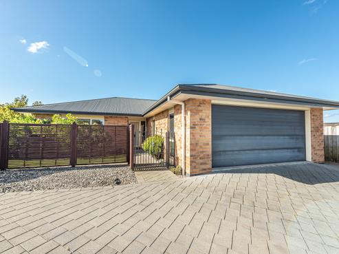 22 Sherwood Place, Springvale