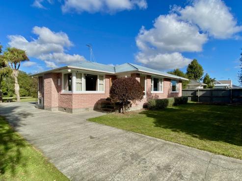20 Chervier Street, Leeston