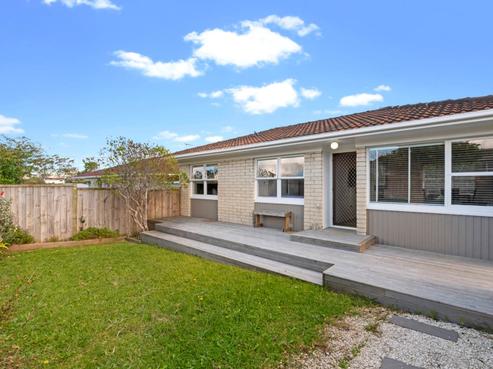 2/2 Raines Avenue, Forrest Hill