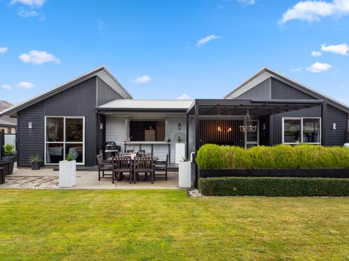 92 Barry Avenue, Cromwell