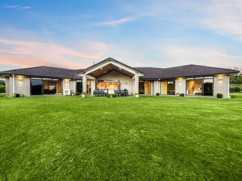 69A Oraha Road, Kumeu