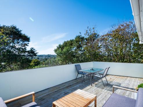 22 Zingaro Place, Massey