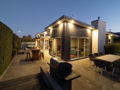27 Geoff Geering Drive, Elgin