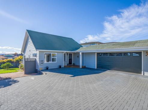 7 Kempton Place, Richmond Heights