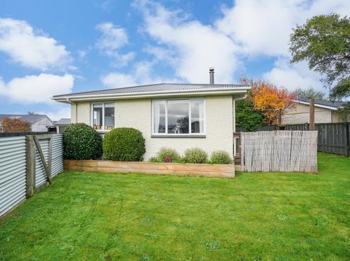 65 Christina Street, Strathern