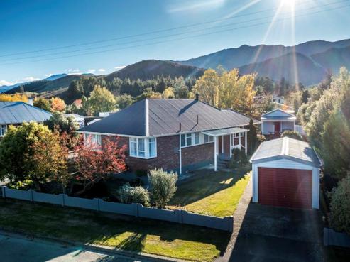10 Dorset Street, Hanmer Springs