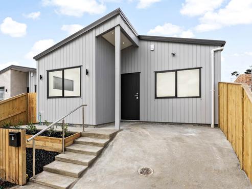 9 Mata Road, Massey