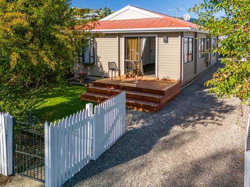 2/7 Green Street, Tahunanui