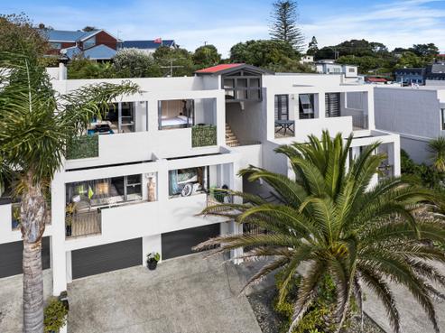 11/8 Monte Cassino Place, Birkdale