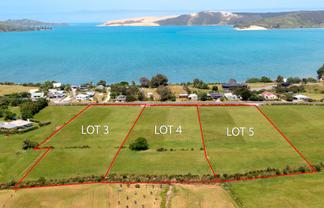 16 Koutu Point Road, OPONONI