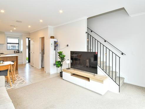39 Periko Way, Takanini