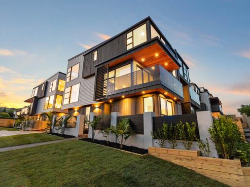 10/27 Hastings Road, Mairangi Bay