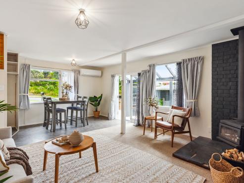 105 Seaview Road, Paraparaumu Beach