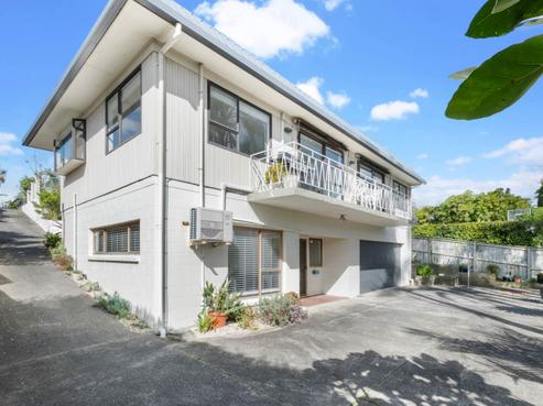2/22 Hauraki Road, Hauraki