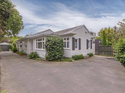 65 Leinster Road, Strowan