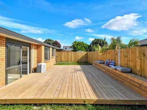 6 Morewood Lane, Favona