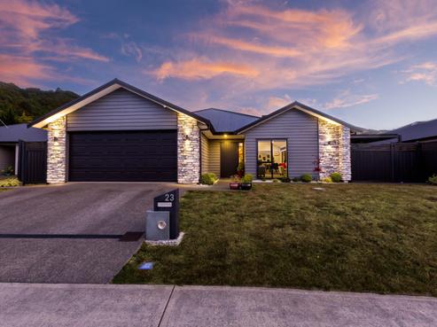 23 Salisbury Crescent, Trentham