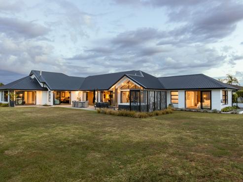 18 Parlane Drive, Huapai