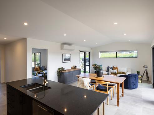 1 Panui Avenue, Helensville