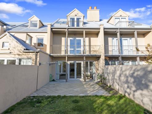 34 Beechwood Drive, Northwood