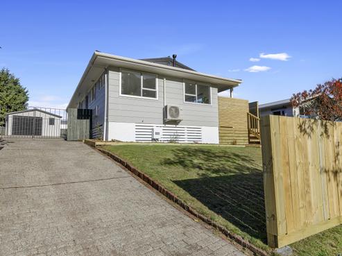 24 Hartford Crescent, Totara Park